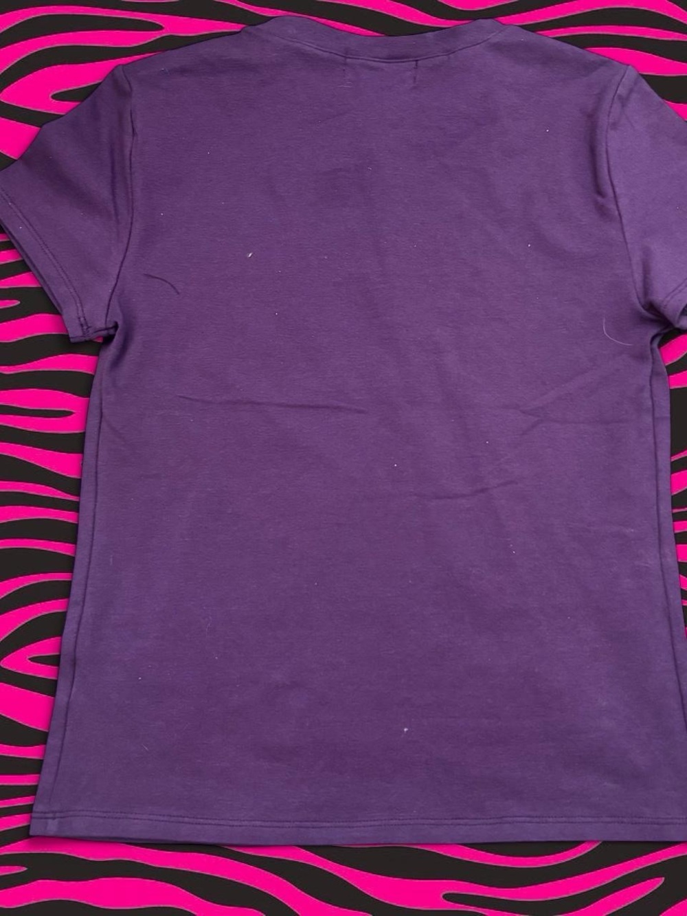 Juicy Couture "Kiss My Couture" Purple Tee with Pink Logo - Picture 3 of 4